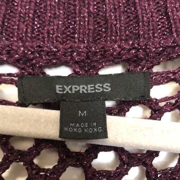 Express Women’s V-Neck Pullover Mesh Knit Sweater Size Medium - Picture 3 of 6